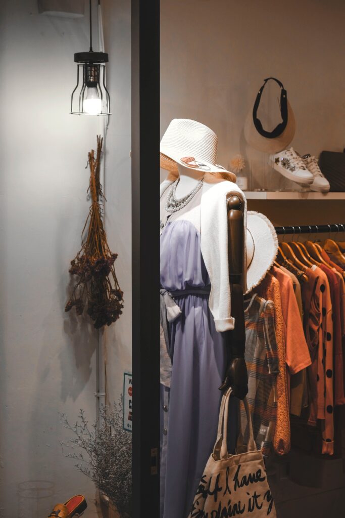 magasin de v&ecirc;tements de luxe