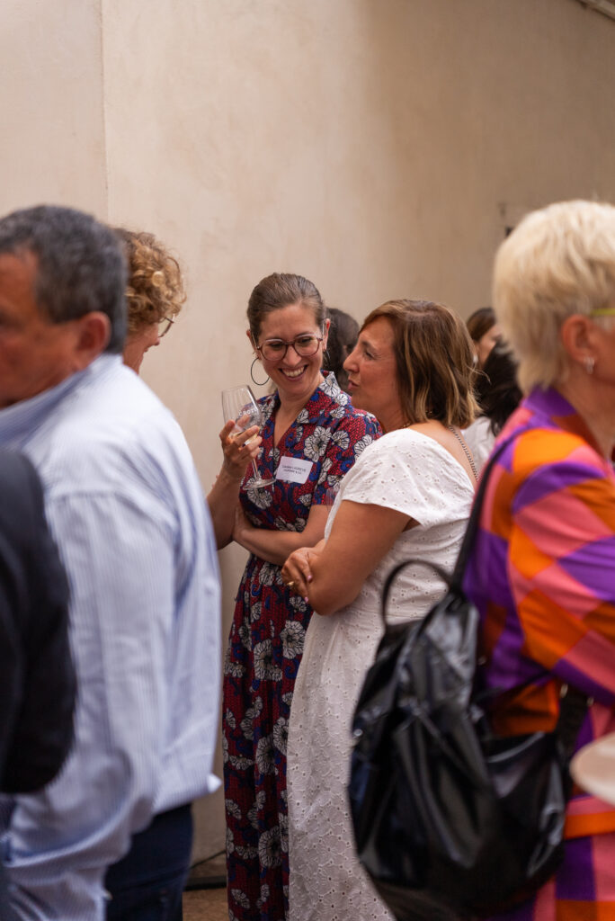 photo de la soir&eacute;e des 30 ans &agrave; l'h&ocirc;tel dieu - discussions